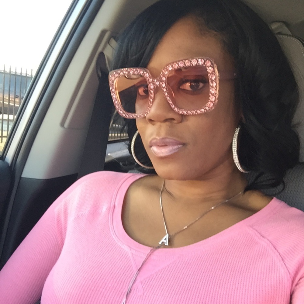 Meet your Posher, Drea